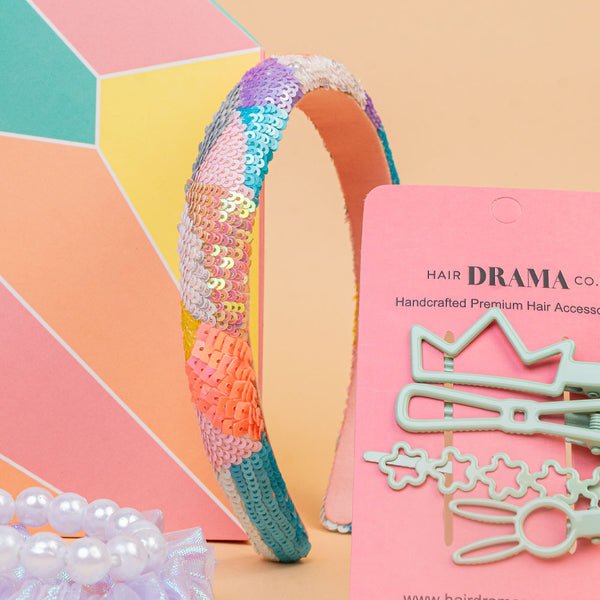 Dusty Rose Floral Gift Box with 1 Knotted Hair Band, 1 Puff Hair Band, 4 Hair Pins & 5 Scrunchies