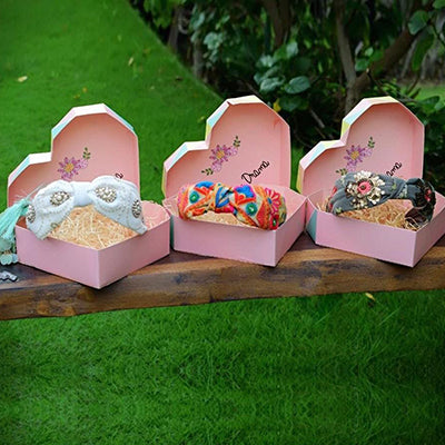 10 Bachelorette Pool Party Favour Ideas for your Besties